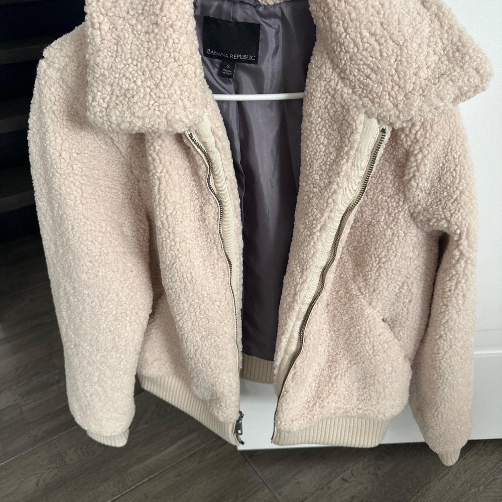 Used women’s teddy jacket